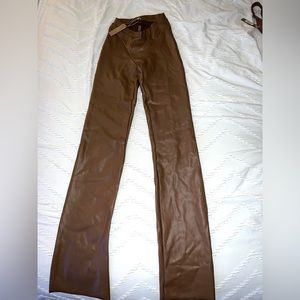 Brown | Boot cut | Leather | Stretchy |